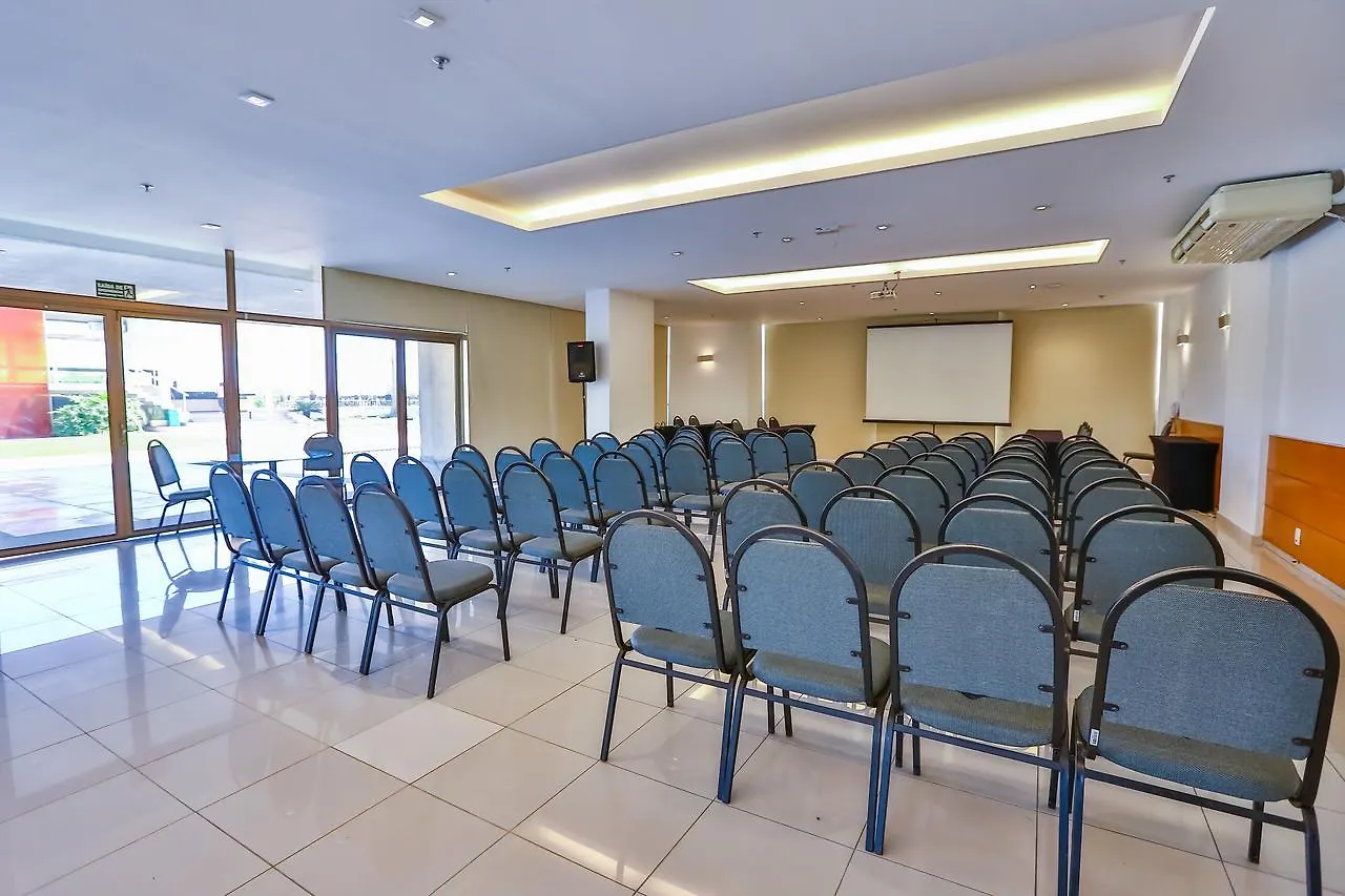 Salão Niterói preparado para eventos